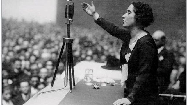 File:Claracampoamor garciam.jpg