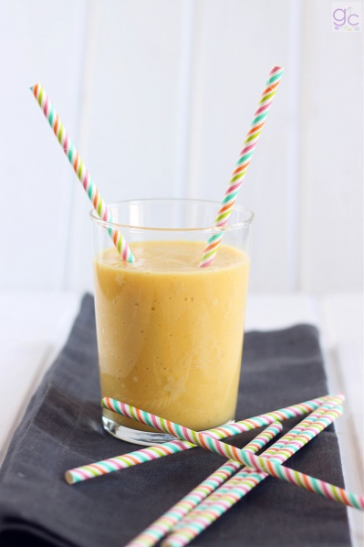 File:Batido de piñana.jpg