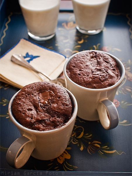 File:Bizcocho MorandoC.jpg