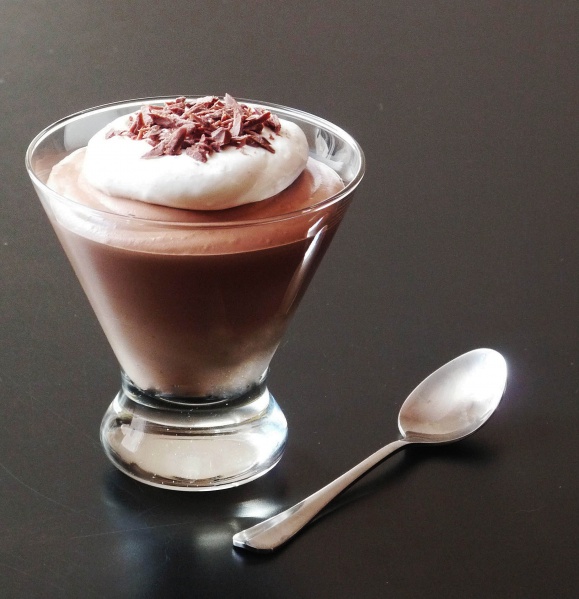 File:Mousse de chocolate marta2.jpg